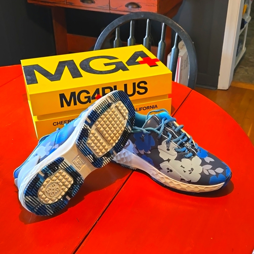 Womens golf shoes